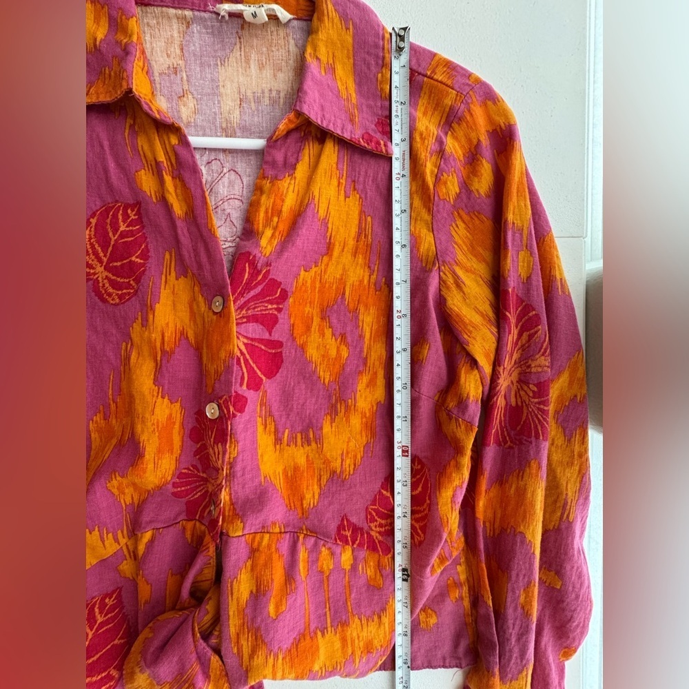 Women’s Tie-Front Blouse in Magenta and Gold - Picture 3 of 6